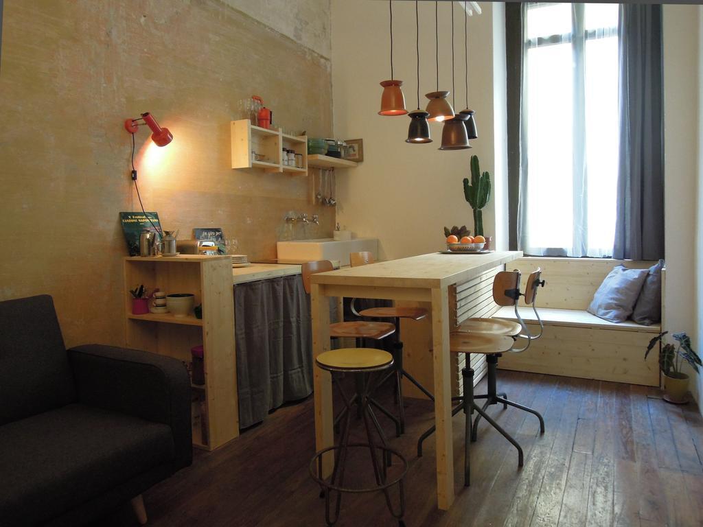 V12 Design Milano